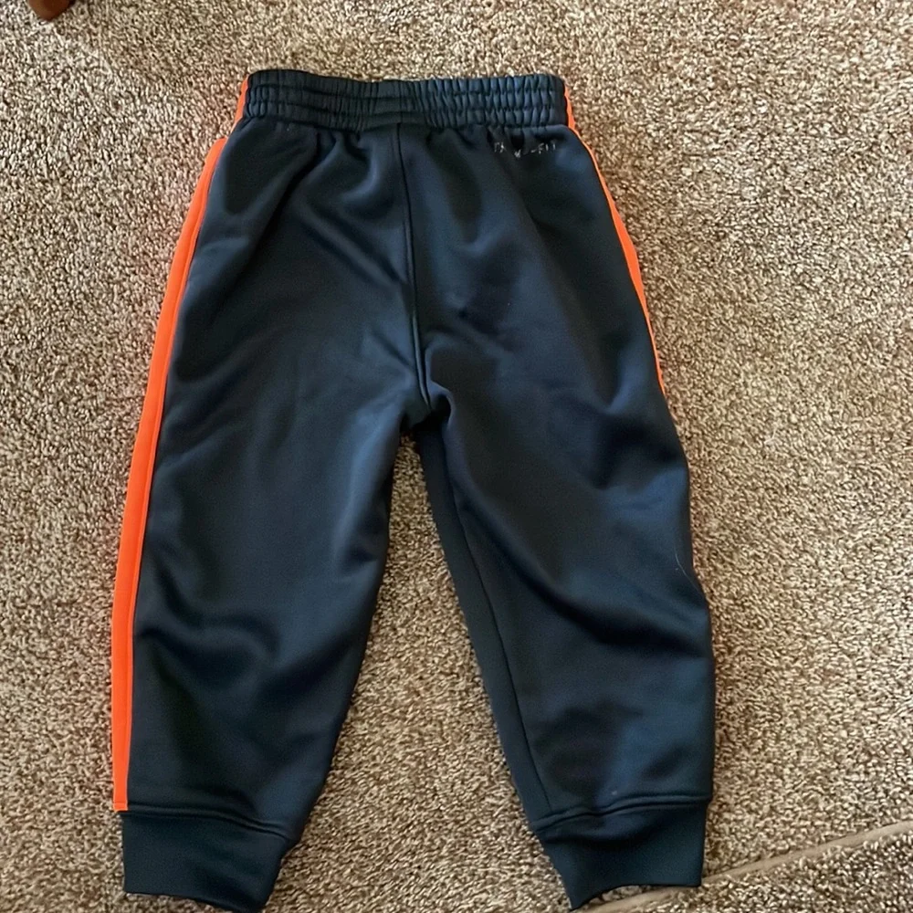 Nike Therma fit pants 24M